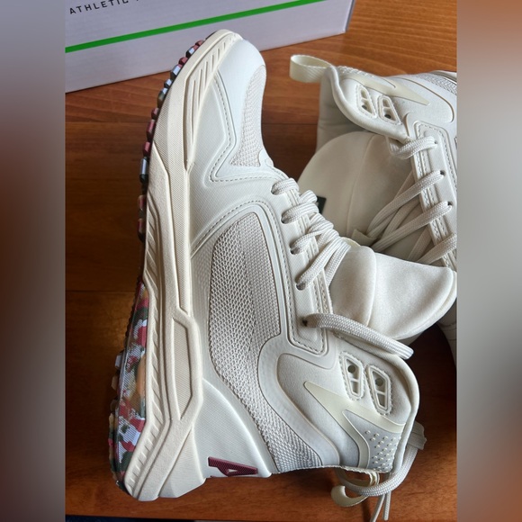 APL womens tech loom defender sneakers - Picture 8 of 15